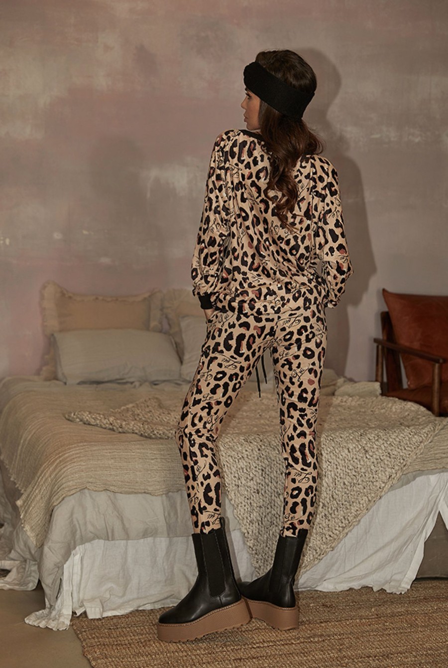 Lou Women's Fashion Tracksuit Mouros - Velor Tracksuit With A Loose Cut In A Leopard Print Best