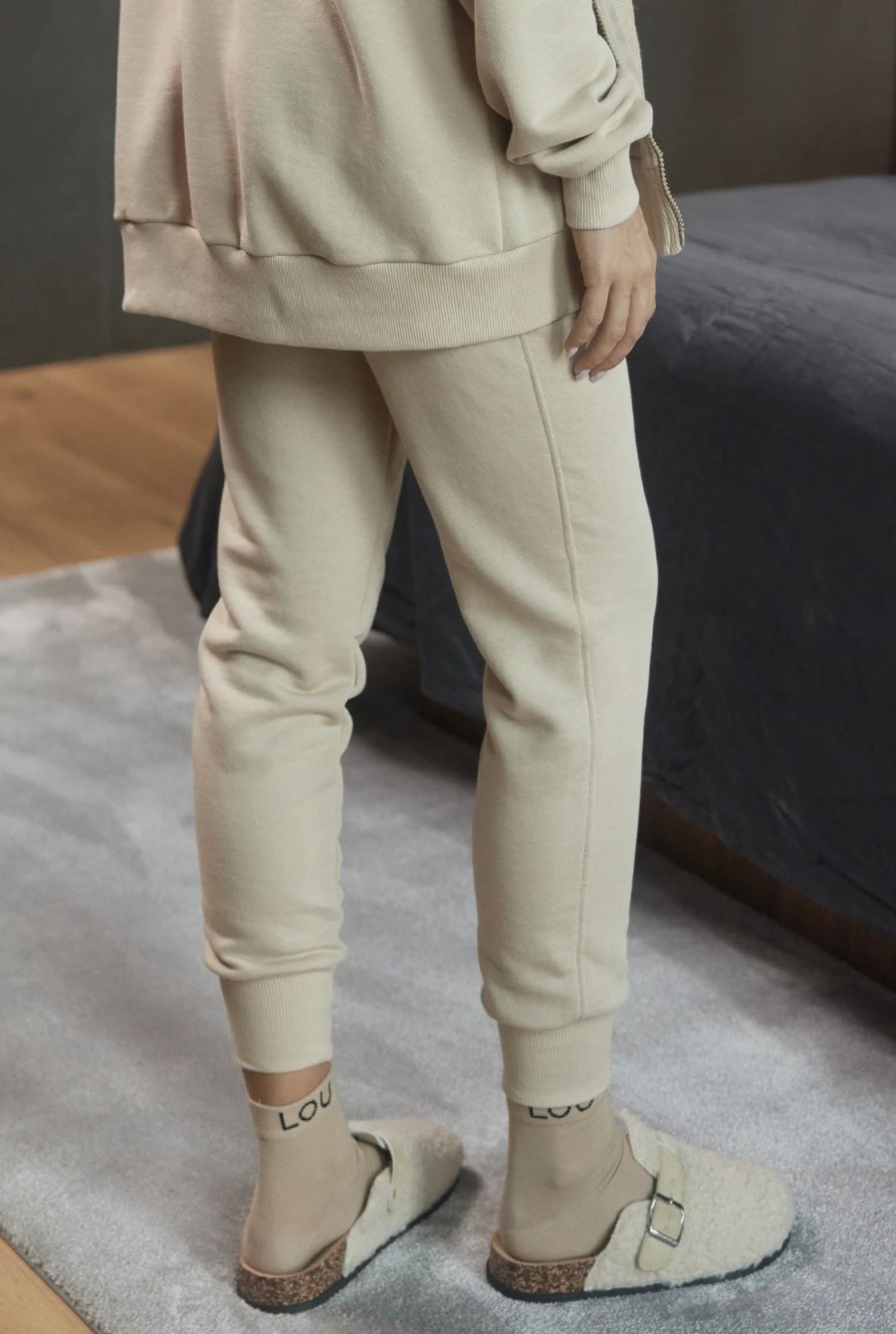 Lou Women's Fashion Boston Beige - Beige Pants With Logo And Cuffs Hot